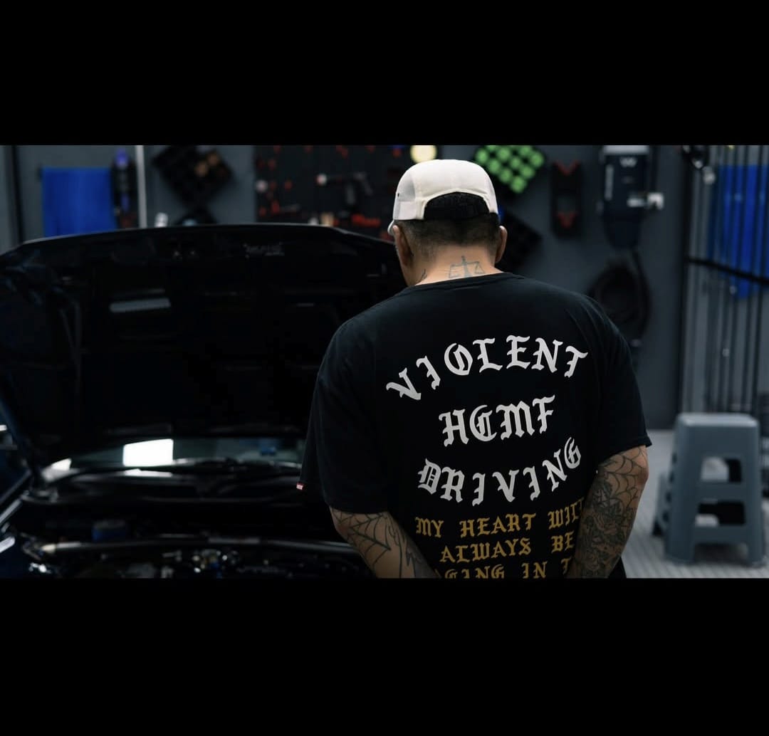 HC Old English Tee