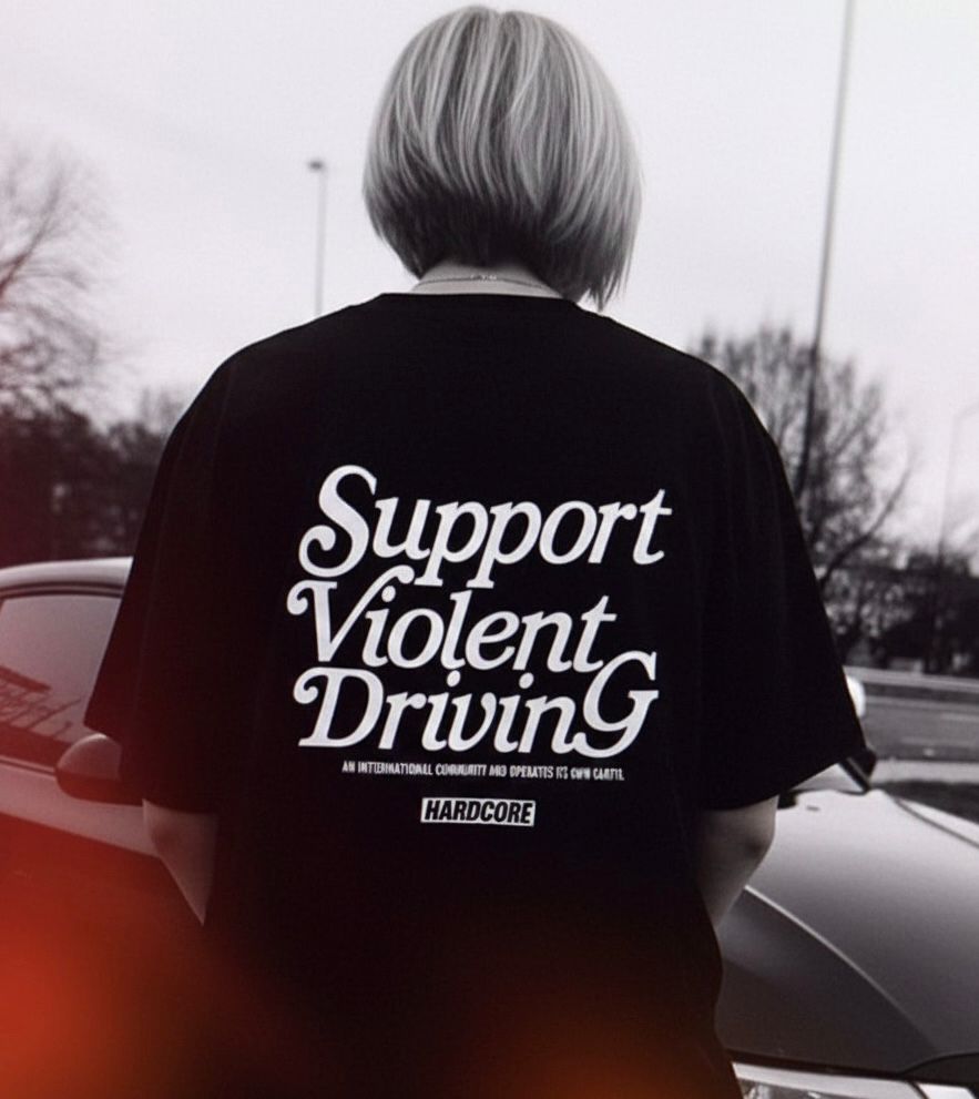 HC Typo Tee